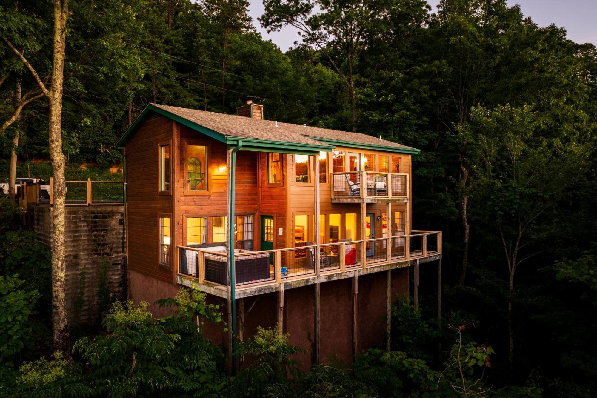 Elevista - Quaint&Private-Views-Hottub-Pooltable-Bears-3 Clubhouse Pools Villa Gatlinburg Buitenkant foto