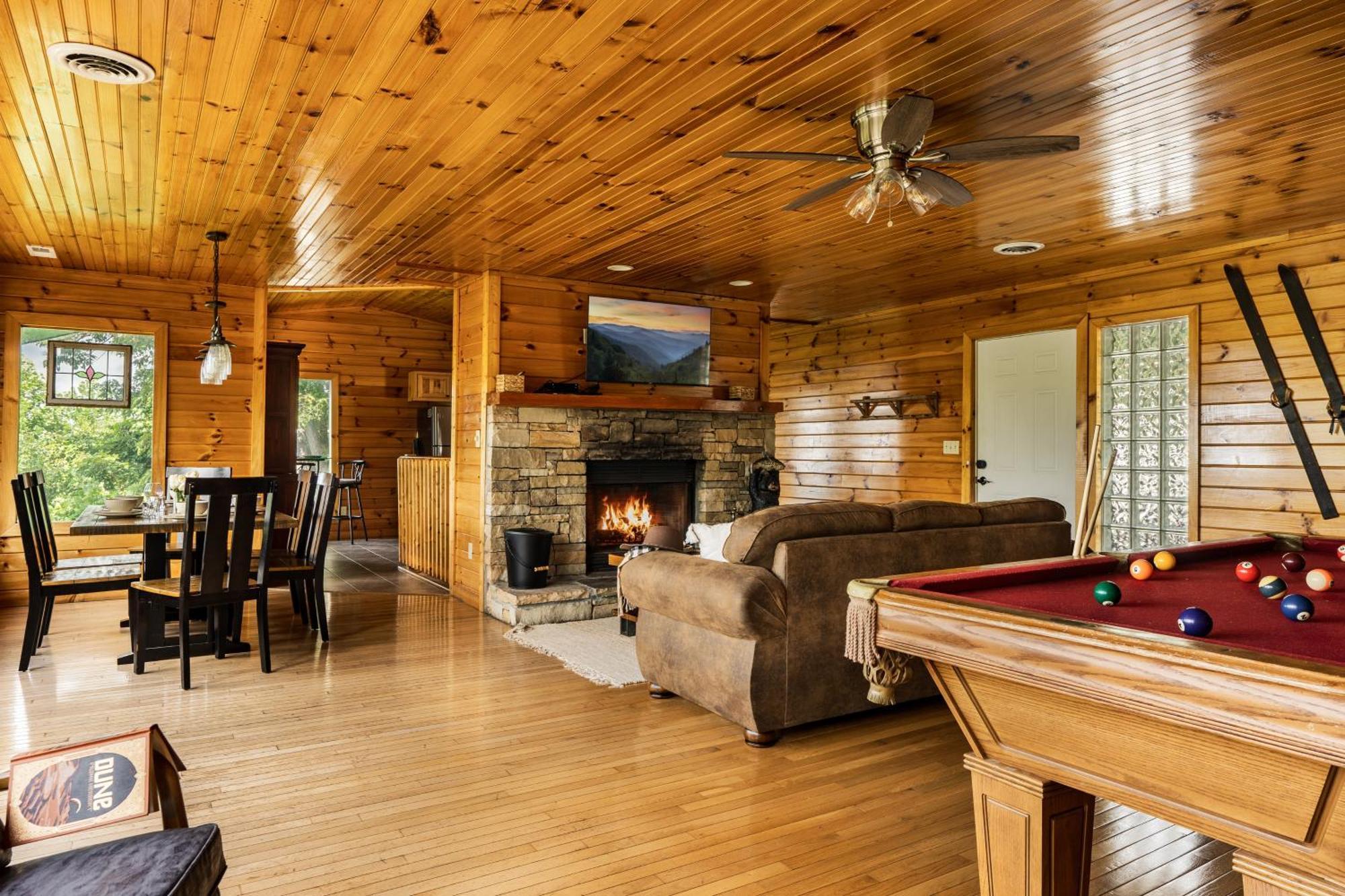 Elevista - Quaint&Private-Views-Hottub-Pooltable-Bears-3 Clubhouse Pools Villa Gatlinburg Buitenkant foto
